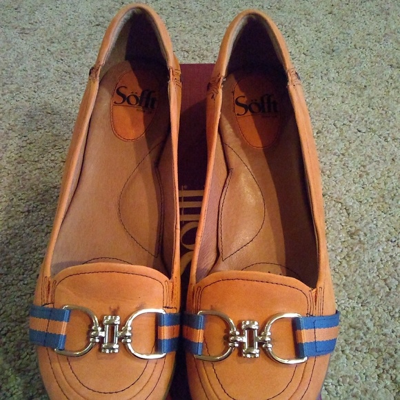 Sofft, size 8.5 flats. Burnt orange with blue acce - Picture 3 of 3